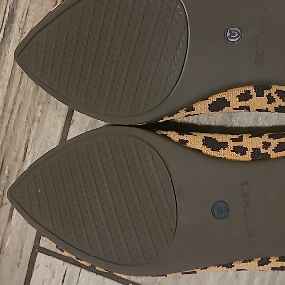 Rothy's Pointed Toe Retired Leopard Print Flats Washable Wmn 10 Authentic Casual - Picture 14 of 16